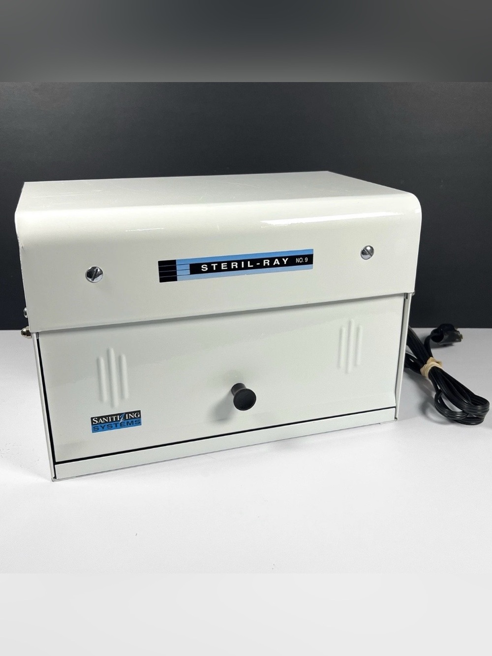 Marvy Steril-Ray Model No. 9 Ultraviolet UV Dry Sanitizer Cabinet Barber Salon